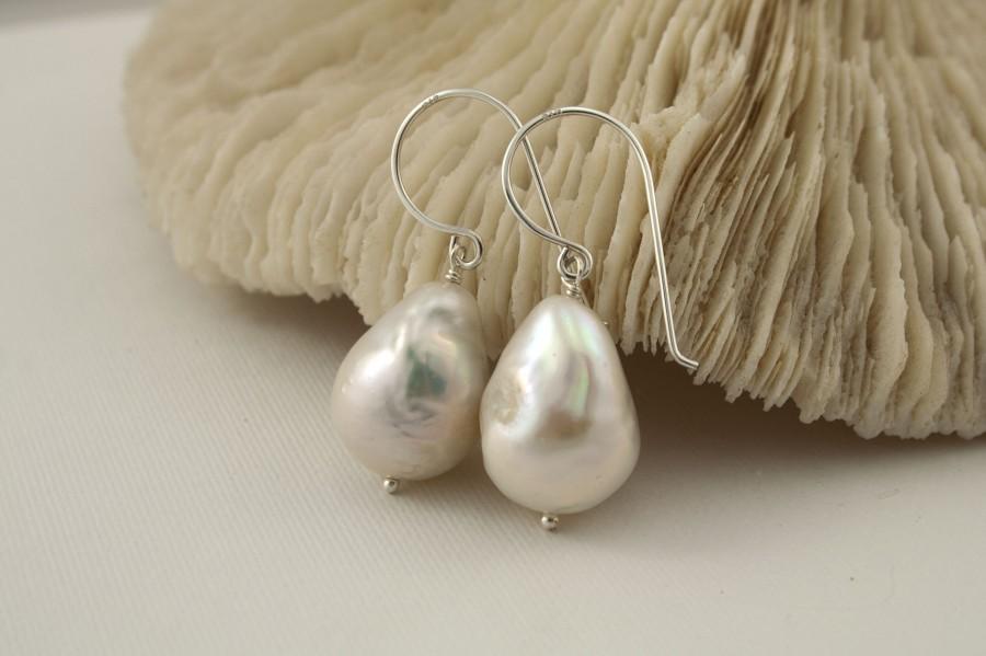 Mariage - Extra large white baroque freshwater pearl earrings, 21mm x 14mm pearls, sterling silver earrings, Australian seller,Georgina Dunn Jewellery