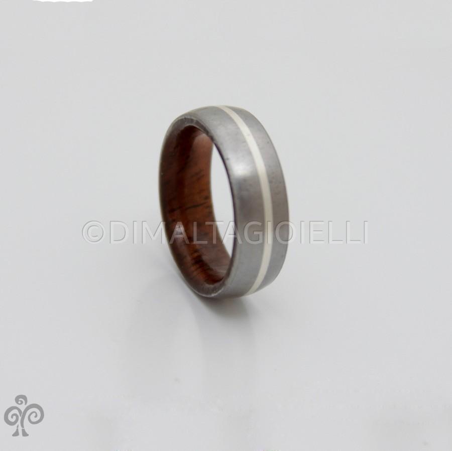 Свадьба - Titanium wood wedding band - Men's wedding ring - Her Wedding Ring - koa wood ring - silver lined