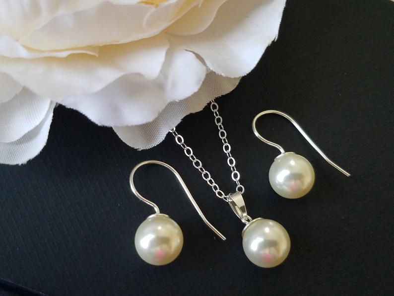 Mariage - Pearl Bridal Jewelry Set, Ivory Pearl Silver Earrings&Necklace Set, Swarovski Pearl Jewelry Set, Wedding Classic Jewelry, Bridal Party Gift