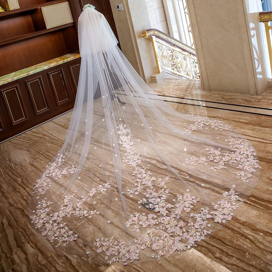زفاف - Chapel Two Tier Lace Blush Wedding Veil,Pink Flowers Lace Veil,wedding veil,Cathedral Wedding Veil,Lace Wedding Veil,Lace Edge Veil(VBC18)