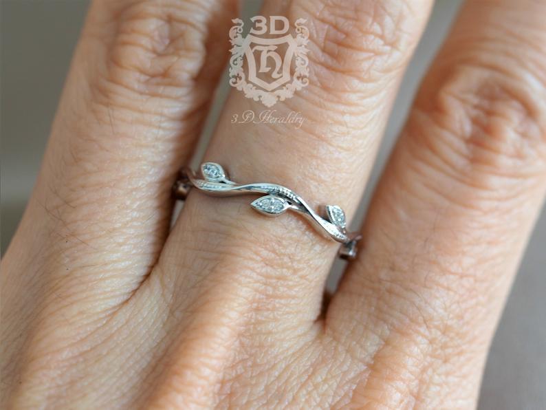 زفاف - Womens wedding band wedding ring solid 14k gold eternity band eternity ring leaf vine ring with diamonds