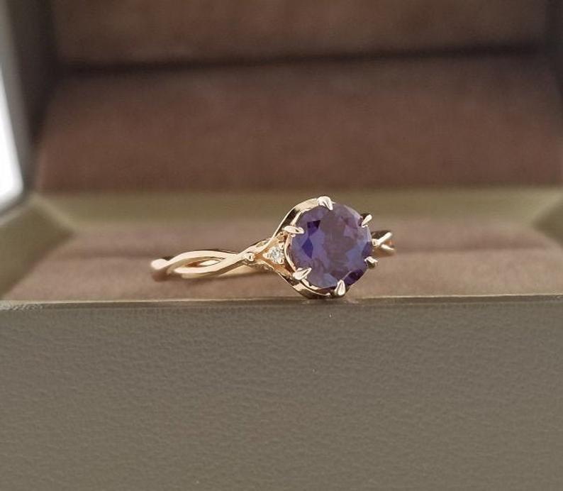 زفاف - Alexandrite engagement ring, Leaf vine Alexandrite and diamond ring in your choice of solid 14k white, yellow, or rose gold