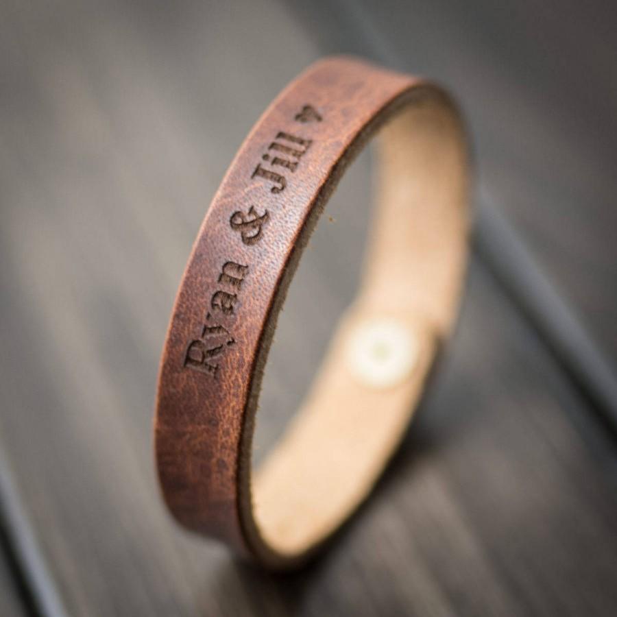 Mariage - Customized Bracelet, Personalized Bracelet, Leather Bracelet, Custom Cuff Bracelet engraved, Gift for him- English Tan