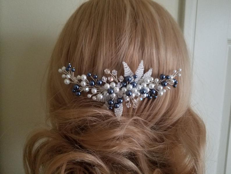 Свадьба - Bridal Pearl Hair Comb, Navy Blue White Pearl Headpiece, Wedding Floral Hair Piece, Bridal Pearl Hair Jewelry, Pearl Leaf Wedding Headpiece
