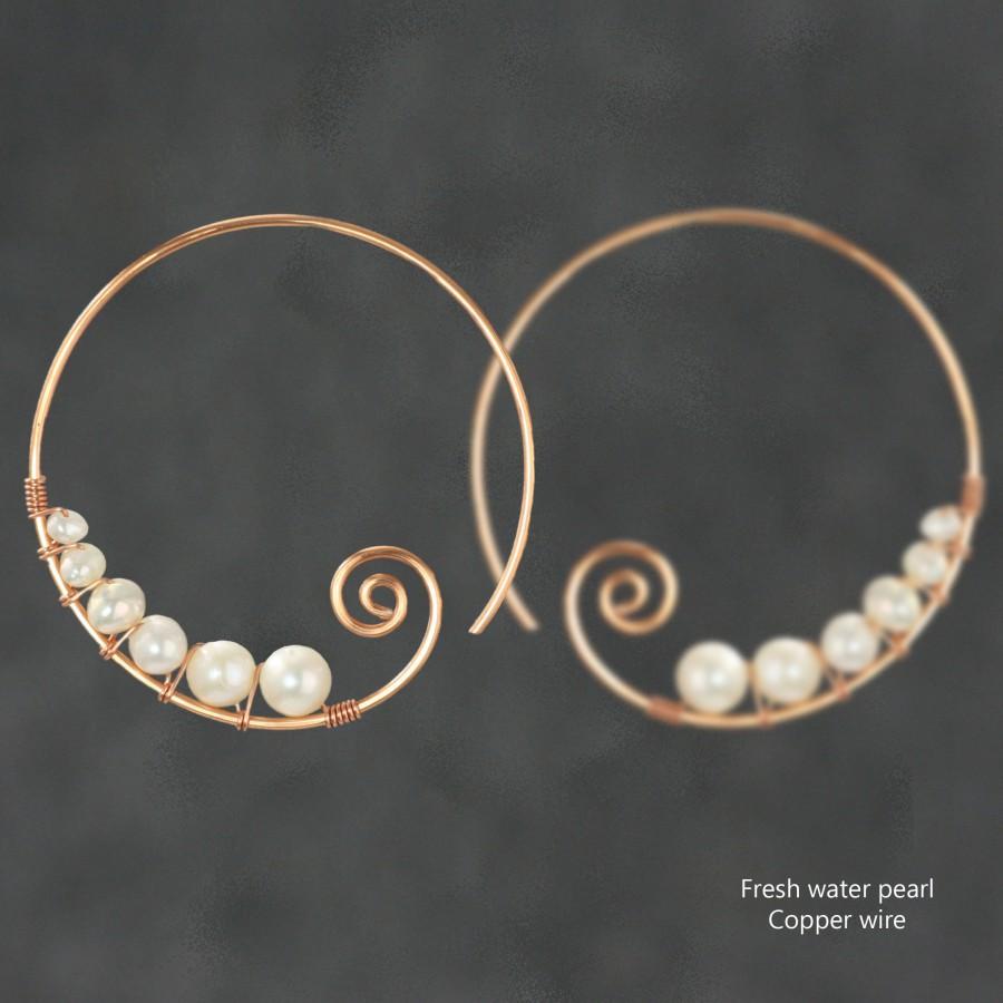 زفاف - Pearl Spiral hoop earrings, Gift for her, Wedding gift, Handmade jewelry, Personalized jewelry, Free US Shipping