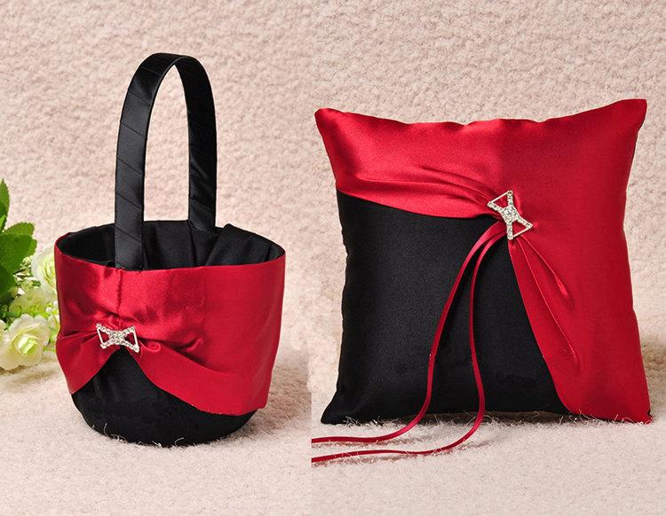 Mariage - Black and Red Wedding Ring Bearer Pillow Flower Girl Basket Set With Crystal Brooch Wedding Ceremony Party Decoration
