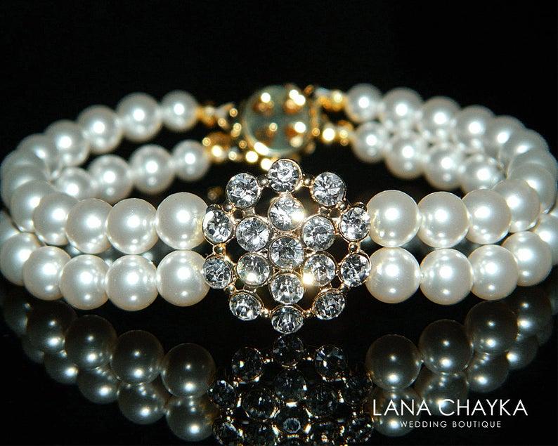 Mariage - White Pearl Bridal Bracelet, Pearl Cuff Bracelet, Swarovski Pearl Gold Bracelet, Wedding Pearl Bracelet, Bridal Jewelry, Pearl Gold Bracelet