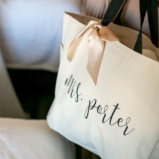 زفاف - Bridesmaid tote bag, bridal party totes, wedding gift, bridesmaid gift, wedding tote, personalized tote, bridesmaid proposal, monogram tote