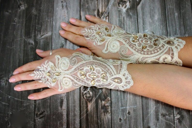 Свадьба - Bridal Gloves Gold Champagne Bead Embroidered Fingerless Lace Gold Gloves French Lace Gloves Alencon Gloves Belly Dance Cosplayers Gifts