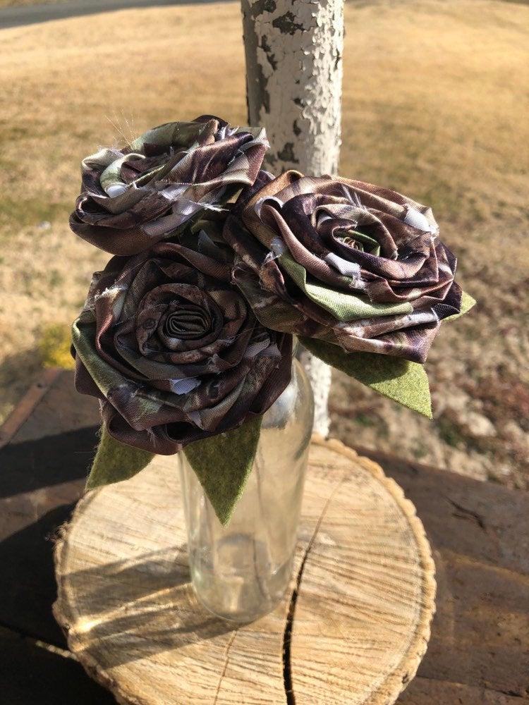 Wedding - Real Tree Camo Fabric Flowers, Camouflage Wedding Decoration, Camo Decorations, Hunting Gift, Gift for Hunter Outdoorsmen, Rustic Wedding