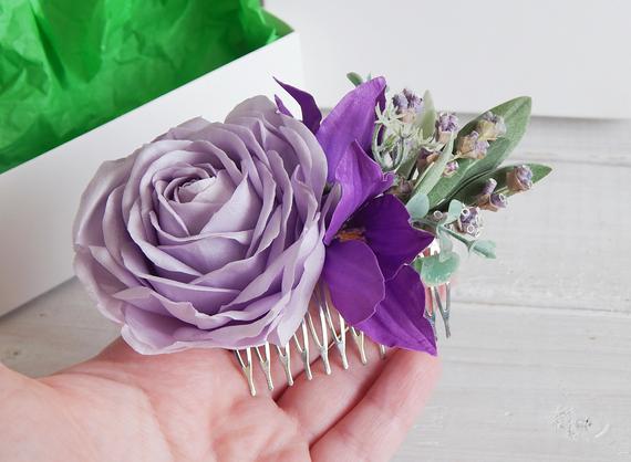 Mariage - Purple floral hair comb Lavender wedding hairpiece Violet flower hair piece Bridesmaid headpiece Lilac bridal head piece