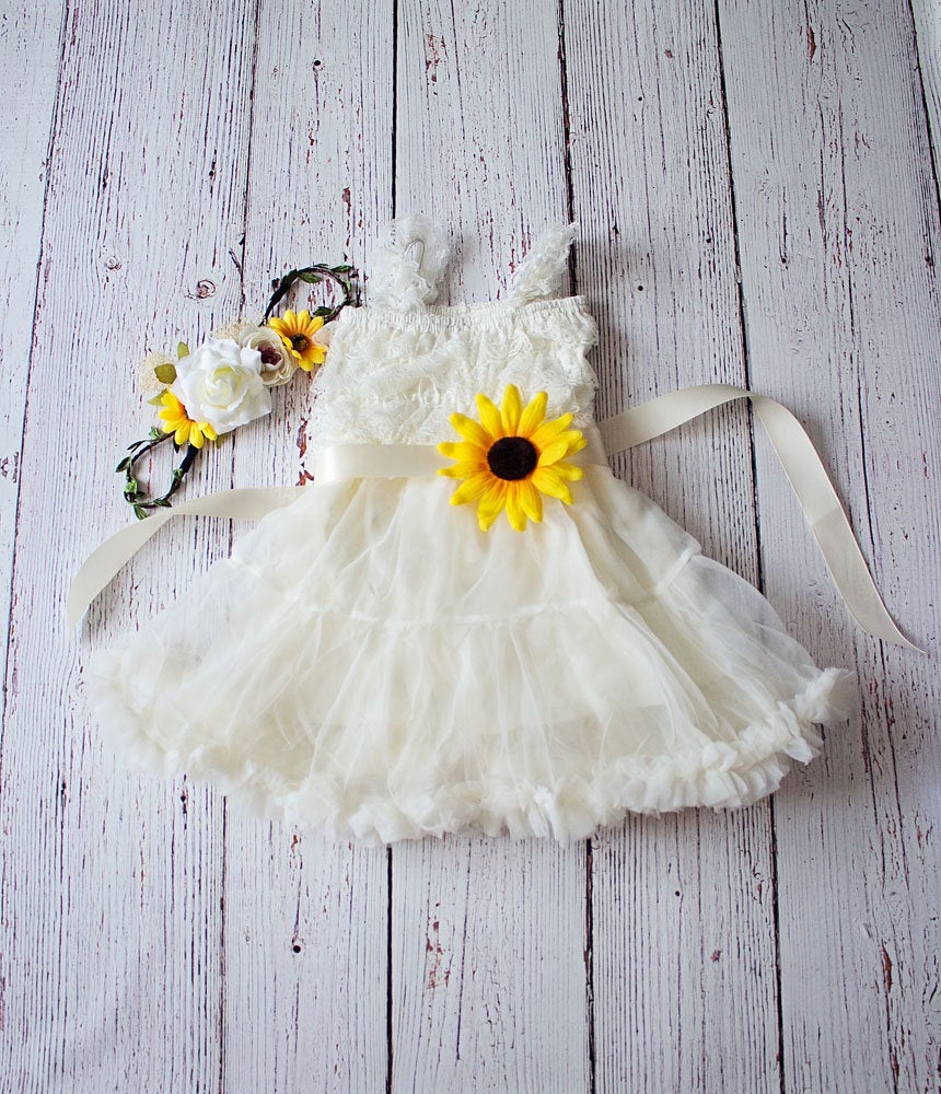 Mariage - Sunflower Flower Girl Dress, Boho Wedding Dress, Lace Flower Girl Dresses,Rustic Country Wedding Dress,Ivory Lace Dress, Barn Wedding