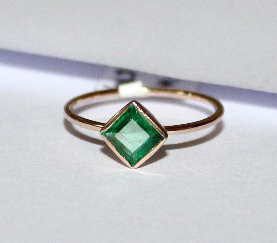 Wedding - 9K Gold Emerald Gemstone Ring, Square Shape Emerald Ring, 0.40cts Faceted Emerald Gold Ring, Engagement Ring For Her, Dainty Gold Ring