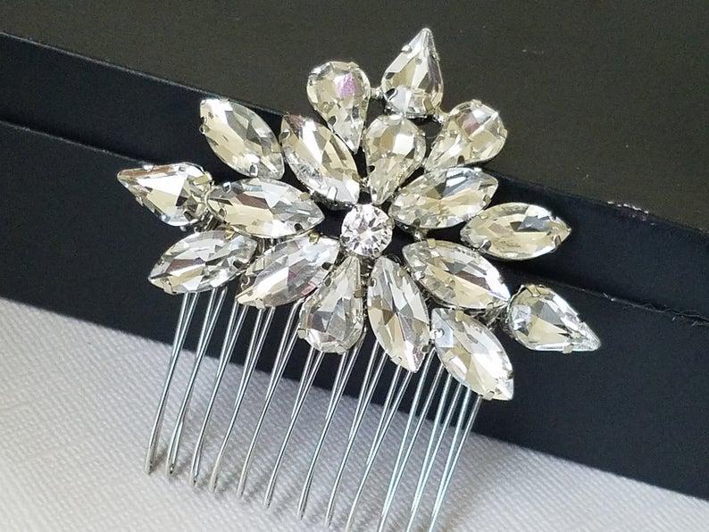 Hochzeit - Crystal Bridal Hair Comb, Wedding Rhinestone Hair Piece, Vintage Style Hairpiece, Bridal Hair Jewelry, Crystal Sparkly Hair Comb, Prom Comb