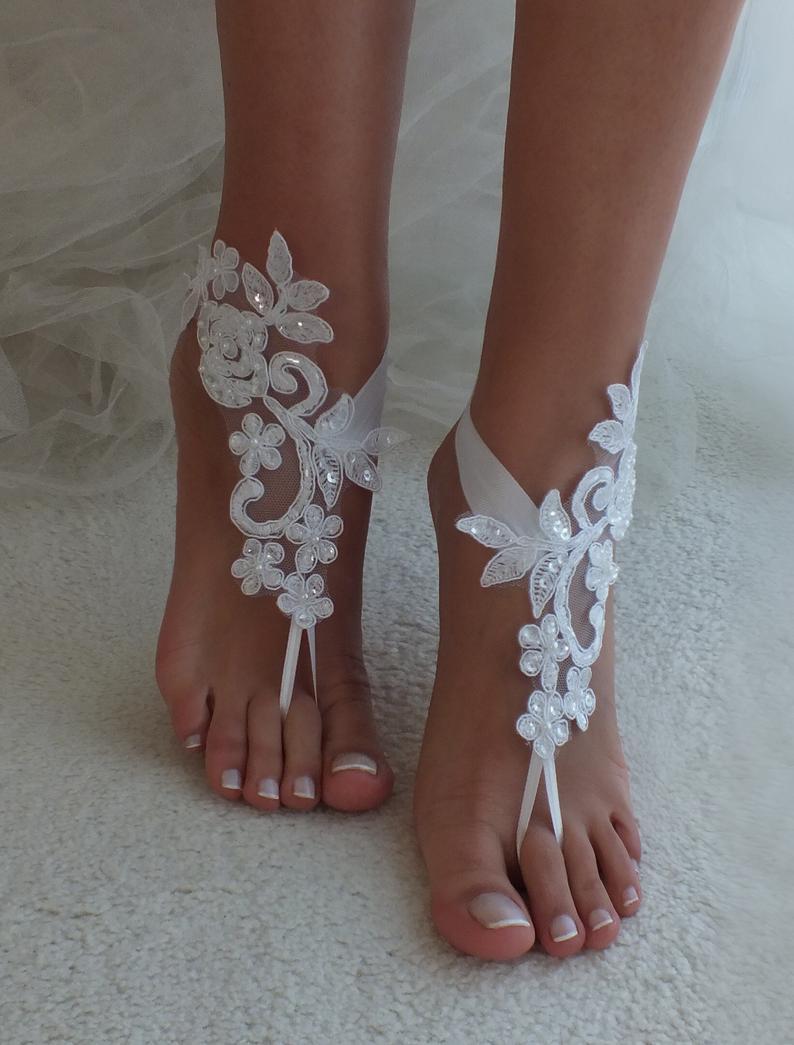 Hochzeit - EXPRESS SHIPPING 6 COLORS Beach wedding barefoot sandals wedding shoes beach shoes bridal accessories beach anklets Bridesmaid gift