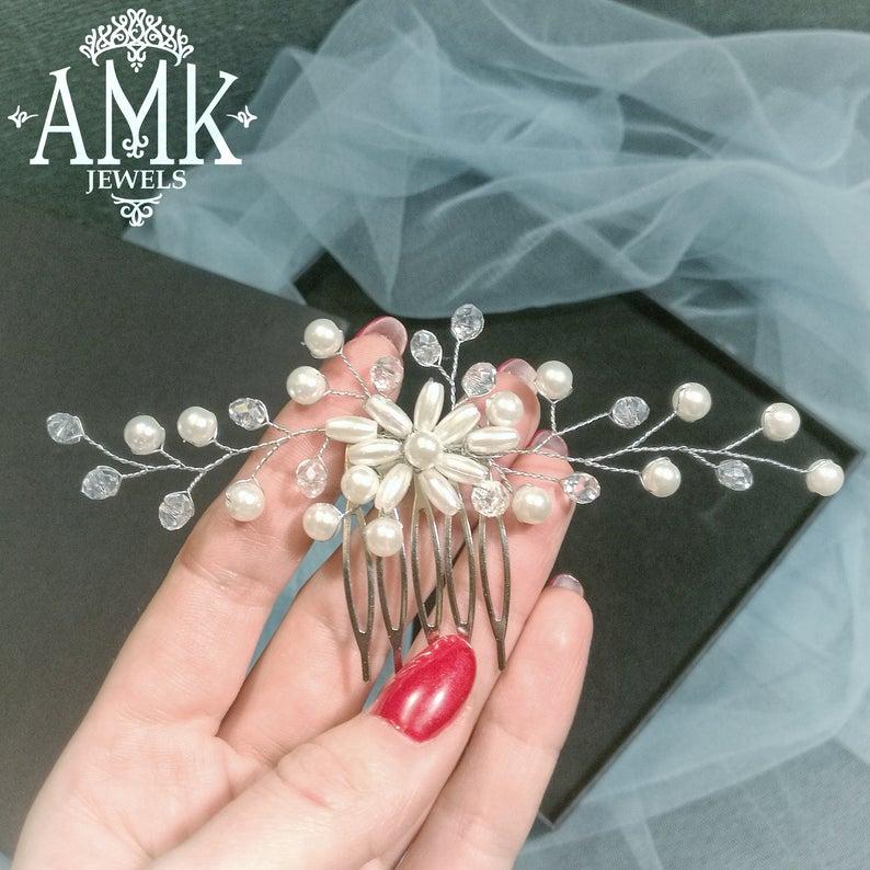 زفاف - Decorative Bridal comb with flower and crystals, wedding hairpiece, hair accessory for bride, hair piece for bride, Flowers Hair Peice, comb