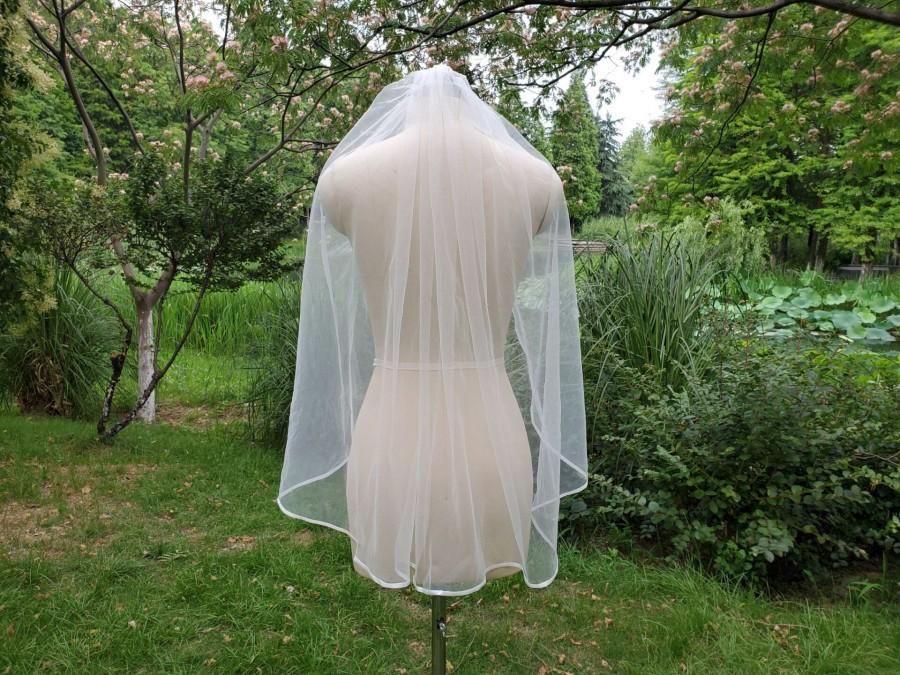 Свадьба - Simple ribbon bridal veil, white ivory bridal veil , ribbon fingertip length covered with one layer of wedding vail minimalist veil and comb