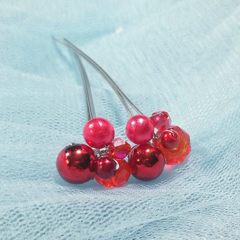 Hochzeit - Cluster of red beads hair pin, red hair accessories, something red, marsala hair accessory, bridesmaid hair pins, bridesmaid accessories