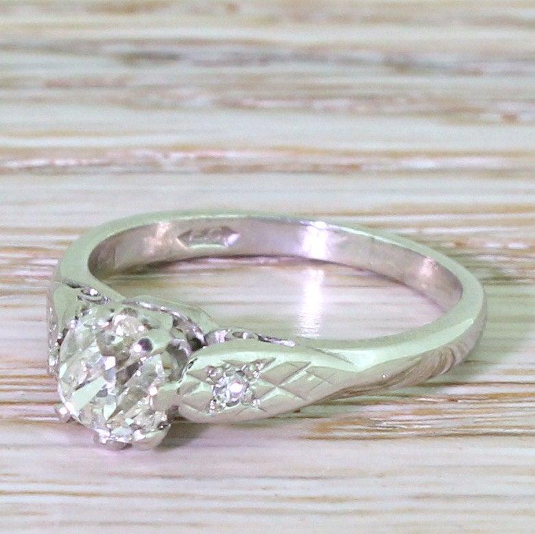 زفاف - Late 20th Century 0.80 Carat Old Cut Diamond Engagement Ring, dated 1973