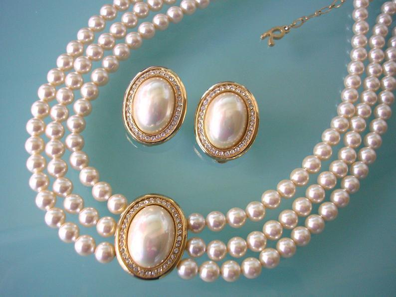 Mariage - Vintage Rosita Pearl Choker And Earrings Set, Vintage Pearl Choker, 3 Strand Pearls, Vintage Bridal, Bridal Choker, Art Deco, Great Gatsby