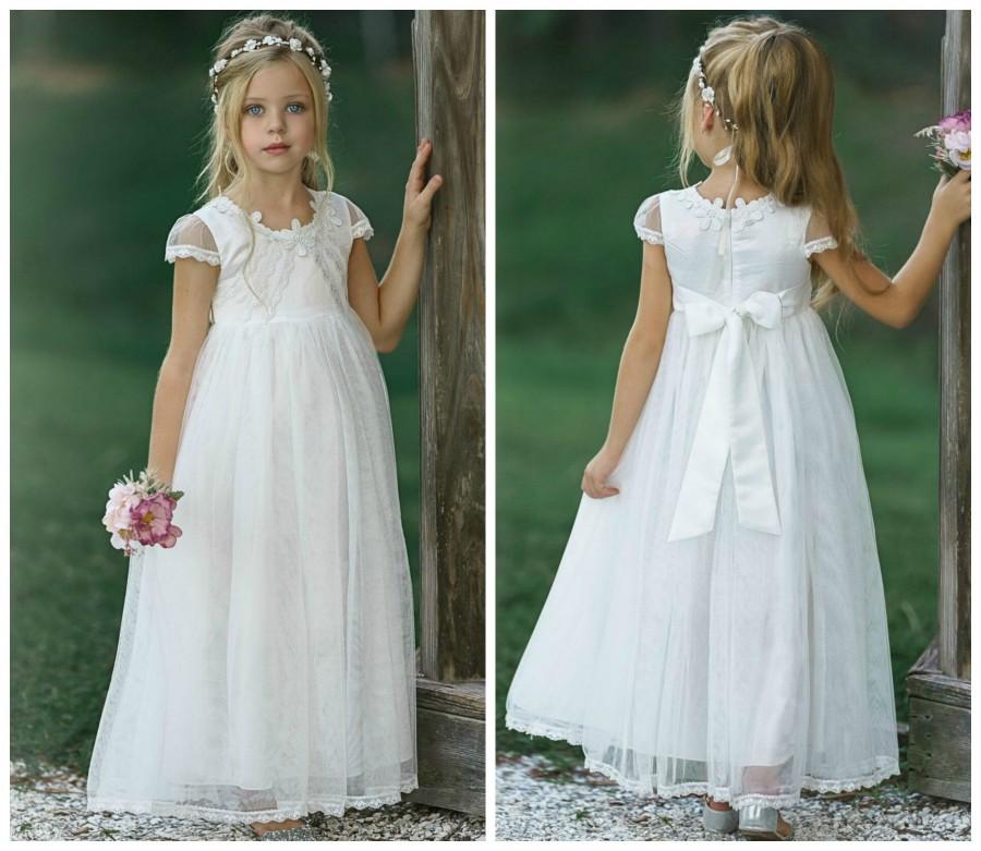 Hochzeit - White Flower girl dress, First Communion Dress, lace flower girl dresses,Boho chic flower girl dress,rustic flower girl dress,bohemian dress