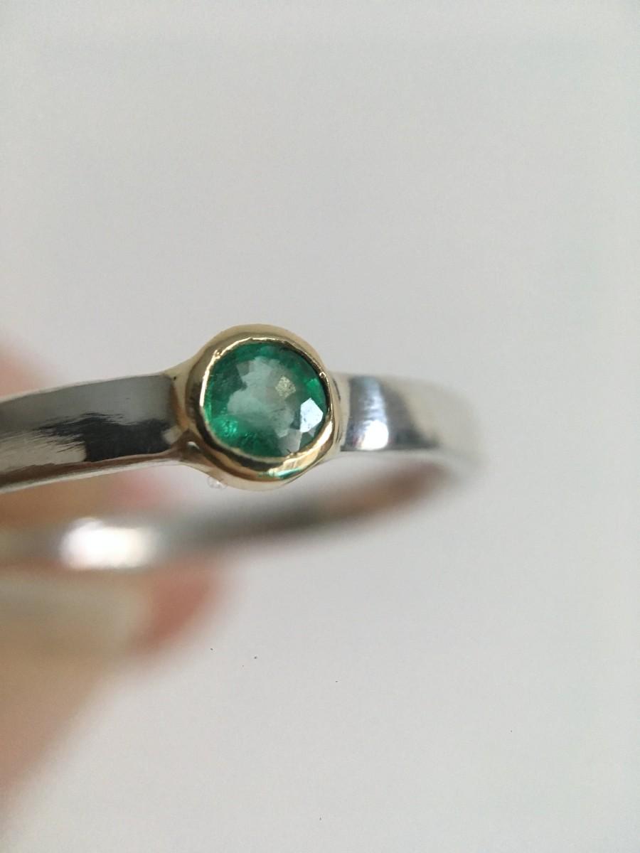 زفاف - Emerald gemstone, 18 carat gold and silver stackable alternative engagement solitaire ring