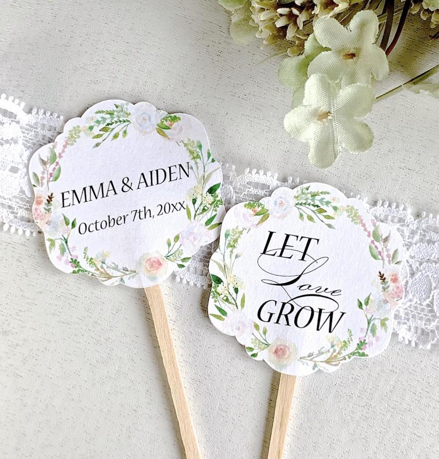 Hochzeit - Plant favor tags, tags on sticks, double sided labels, wedding tags for succulents, let love grow - set of 10