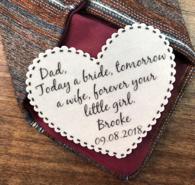 Mariage - WEDDING GIFT for DAD - Tie Patch, Choose Message and Font, 2.25" Heart Shaped, Dot Border, Sew, Iron, Father of the Bride, Father of Groom