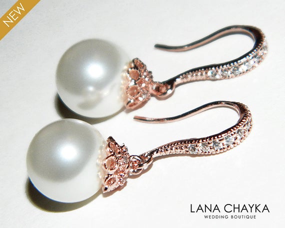 Свадьба - White Pearl Rose Gold Bridal Earrings,Swarovski 10mm Pearl Earrings, Wedding Pearl Pink Gold Earrings, Bridal Pearl Jewelry Bridesmaids Gift