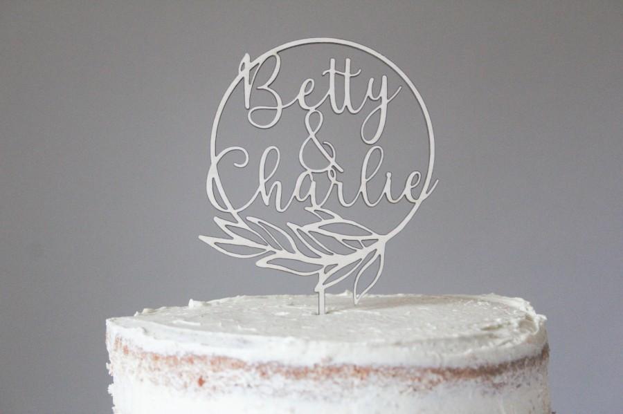 Свадьба - Personalised Name Cake Topper For Wedding, Minimal Wedding Topper, Floral Cake Topper, Wooden Cake Topper, Wedding Cake Toppers
