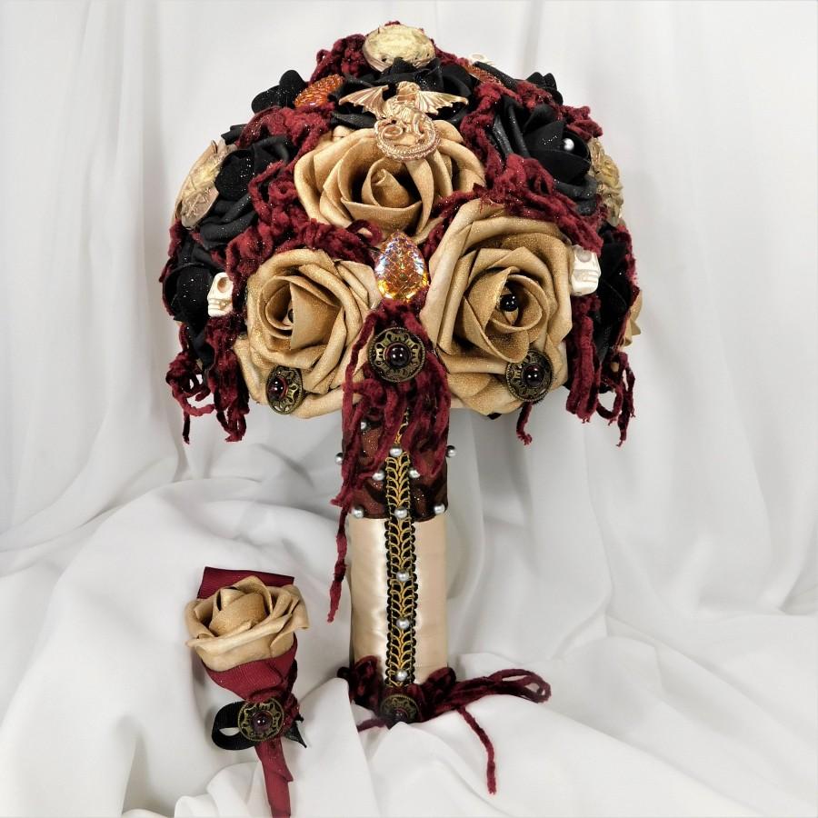 Свадьба - Fall Fantasy Wedding Bridal Flower Bouquet Renaissance Medieval Wedding Flowers Black Gold Burgundy Bouquet Dragon Thrones Wedding Viking