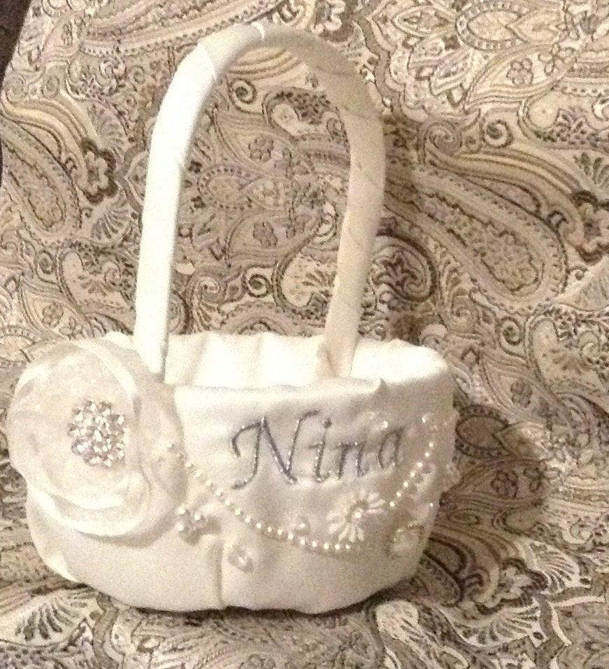 Hochzeit - Flower girl basket ivory or white with name or initials embroided