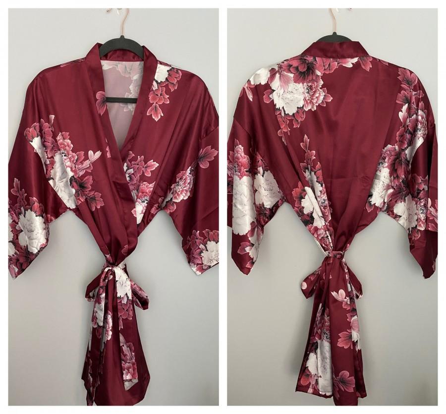 Wedding - Burgundy floral robe, Sale! Silk Bridesmaid Robes, Bridesmaid Gifts, Floral Robe, Getting Ready Robes, Bridal Party Gift