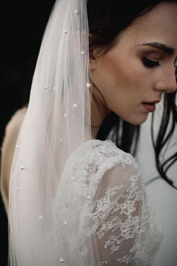 زفاف - ADELE pearl embellished single tier wedding veil  cut edge bridal veil