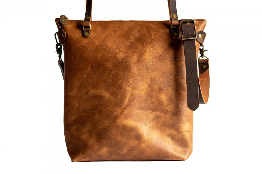 زفاف - Made in USA Classic Leather Tote Bag 