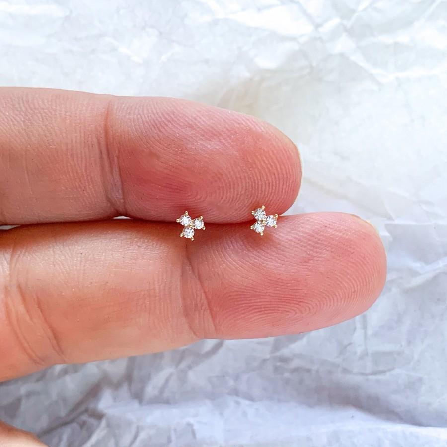 Mariage - Tiny cz studs, dainty gold earrings, minimal studs, gold studs, silver studs, cartilage earrings,  dainty stud earrings, mini studs,