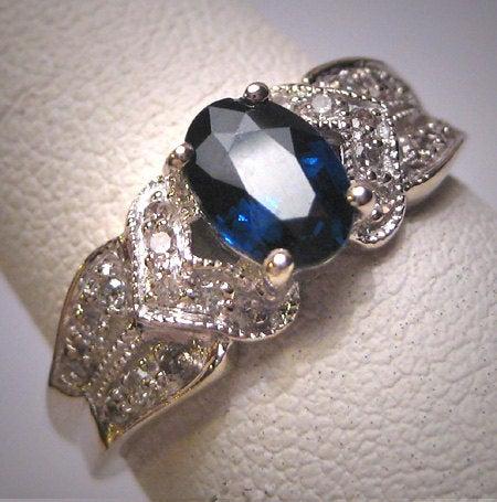 Mariage - Vintage Sapphire Diamond Wedding Ring Art Deco Estate Engagement Band