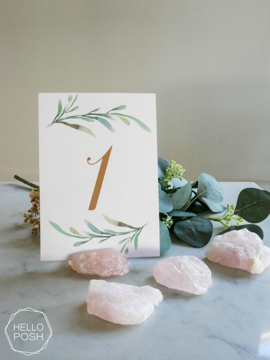 Свадьба - Rose quartz place card holders. wedding decor. name tags holder sign stand crystal base