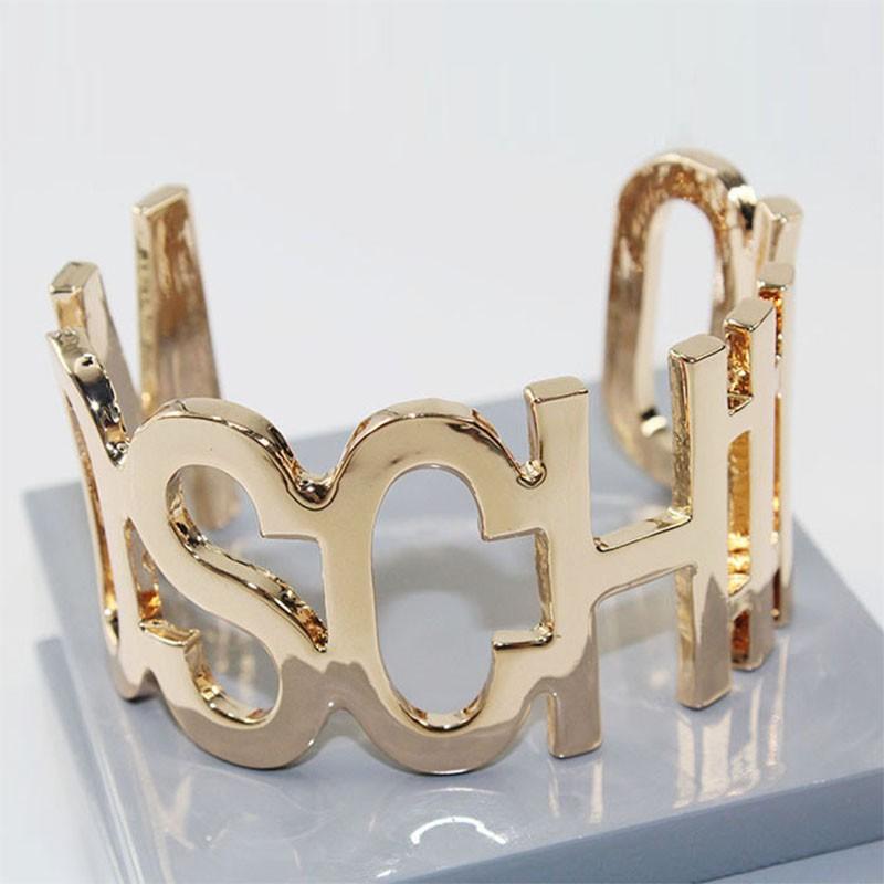 Hochzeit - Moschino Logo Letter Cuff Bracelet Gold