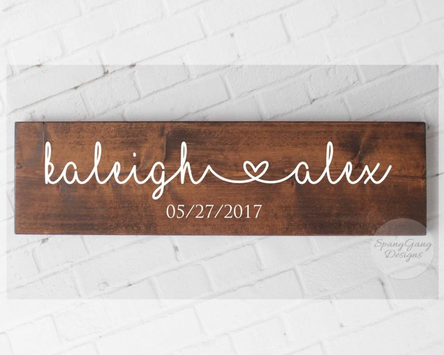 Mariage - Engagement Gift//Wedding Date Sign//Wedding Gift//Pallet Sign//photography props//rustic wedding decor//bridal shower gift//gift for bride
