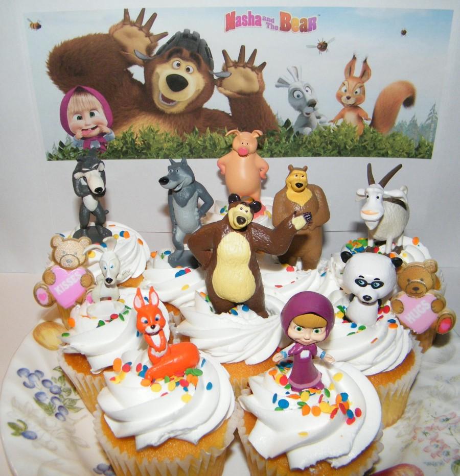 Mariage - Masha and the Bear Deluxe Cake Toppers Cupcake Decorations 12 Set with 10 Figures and 2 Fun Bear Rings Featuring Sily Wolf, Bear, Masha Etc