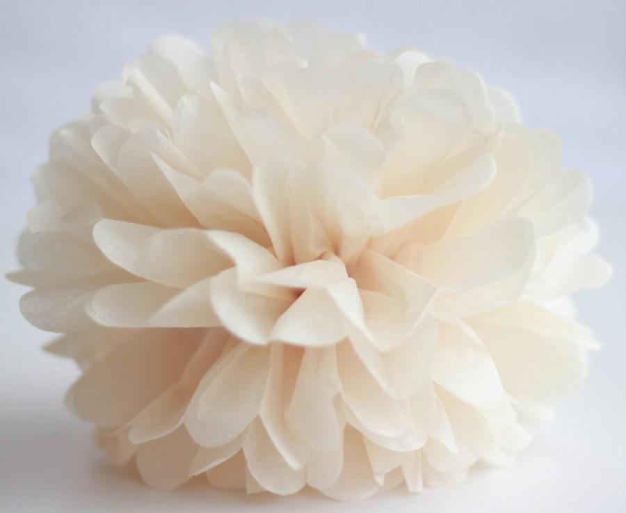 Mariage - CHAMPAGNE tissue paper pom pom - Large/medium/small size - handmade - lots of colours to choose from