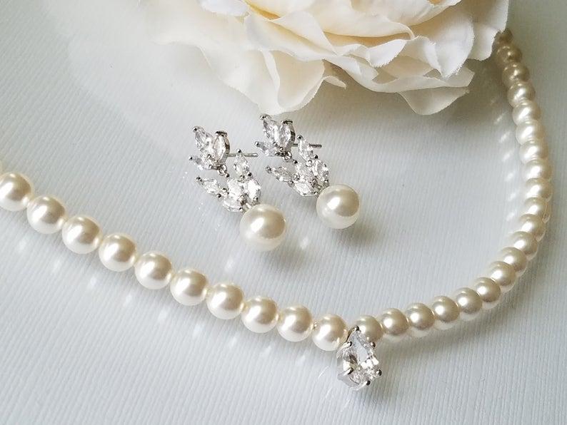 Hochzeit - Pearl Bridal Jewelry Set, Wedding Jewelry Set, Swarovski White Pearl Earrings&Necklace Set, Bridal Jewelry, Pearl Necklace Earring Studs Set