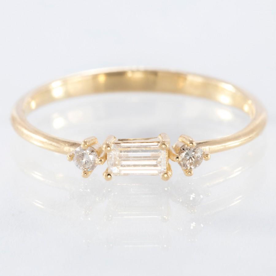 Mariage - Baguette Diamond Ring 14k Yellow Gold, Diamond Engagement Ring, Wedding Ring, Anniversary Ring, Minimalist Ring, Dainty Diamond Ring