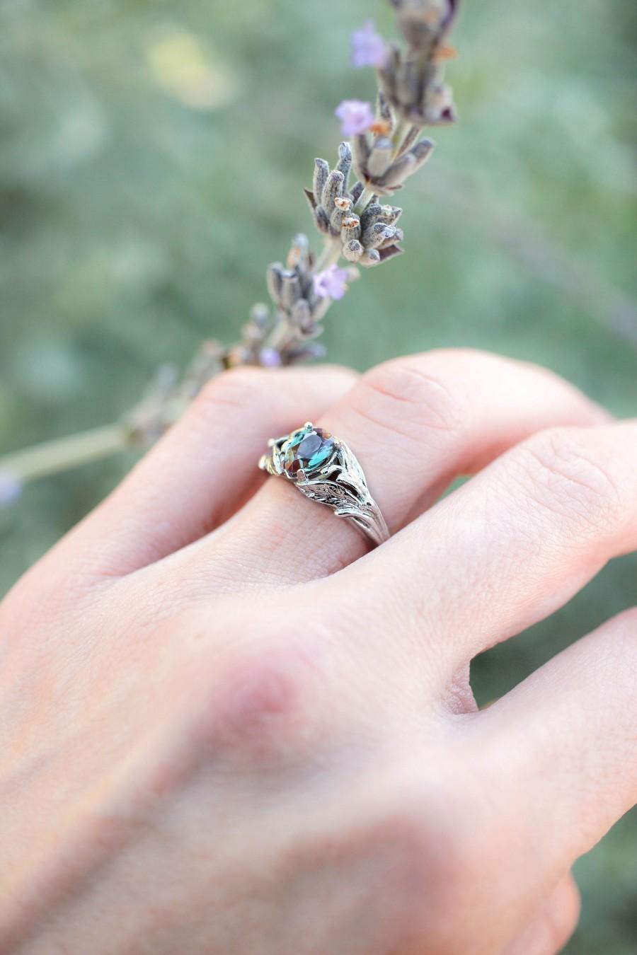 Mariage - Alexandrite engagement ring, white gold leaves ring, leaf and branch ring for woman, unique engagement ring, lab alexandrite, nature ring
