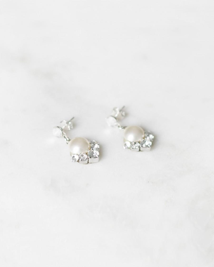 Свадьба - Celestial Pearl Drop Bridal Earrings • Freshwater Pearl Earrings • Crystal & Pearl Wedding Jewelry • Ready to Ship