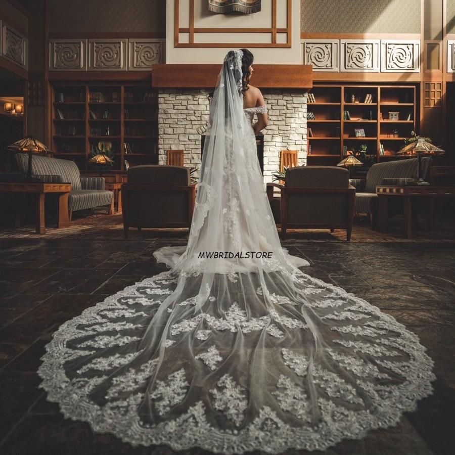 Свадьба - Royal Cathedral Lace Wedding Veil, Cathedral Mantilla Wedding Veil,  1 tier cathedral Mantilla Lace Veil,Lace Mantilla Veil in Cathedral, 