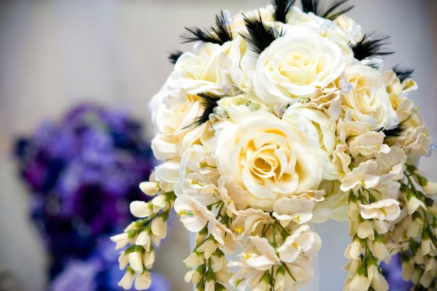 زفاف - Bridal Bouquet- Ivory, Cream, Accents