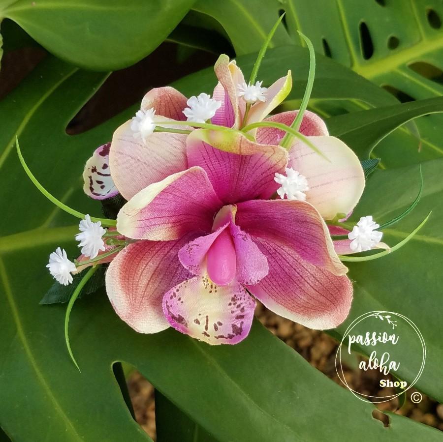 Свадьба - Triple Butterfly Orchid Champagne Purple Hawaiian Flower Hair Clip--Hula & Wedding Accessories,Hair clip, Silk Flower Hair clip, Brooch Pin