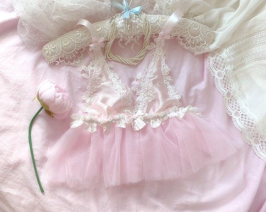 زفاف - Blush Satin Baby Pink Tulle White Lace crop Top Camisole Bralette Clothing Lingerie  , Romantic Rococo Style Pastel Kawaii